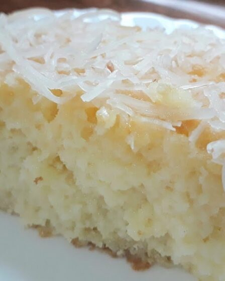 BOLO TOALHA FELPUDA - ESSE BOLO FICA SUPER CREMOSO E MOLHADINHO