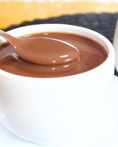 CHOCOLATE QUENTE CREMOSÍSSIMO MAIS FÁCIL COM APENAS 3 INGREDIENTES SIMPLES - SEM AMIDO