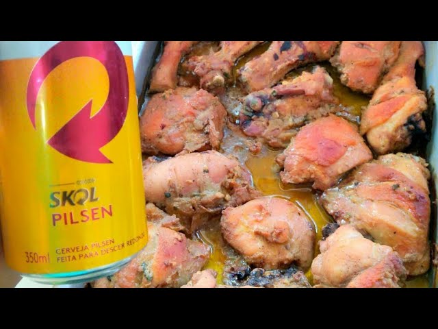 COXA E SOBRECOXA ASSADA COM CERVEJA E CREME DE CEBOLA