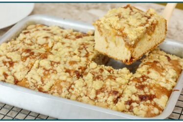 CUCA DE BANANA COM DOCE DE LEITE | Nandu Andrade