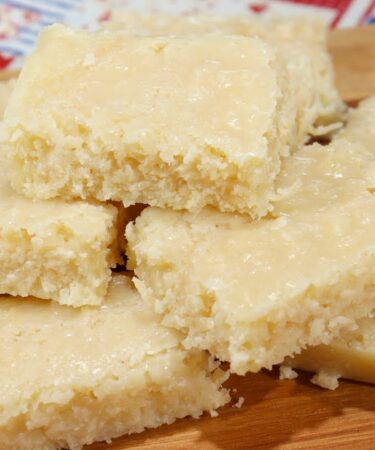 DESCOBRI A MELHOR RECEITA DE COCADA MINEIRA- SUPER CREMOSA POR DENTRO E É FEITA SEM LEITE CONDENSADO