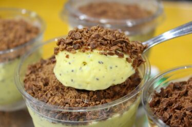 DESCOBRI O SEGREDO DA MOUSSE DE MARACUJÁ PERFEITA - FÁCIL, RÁPIDA E MUITO CREMOSA