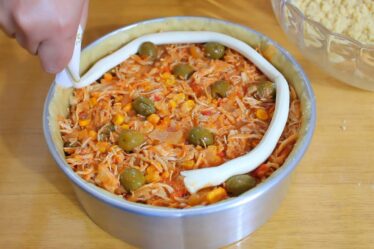 EMPADÃO DE FRANGO COM CATUPIRY - SUPER CREMOSO - A MASSA DESMANCHA NA BOCA