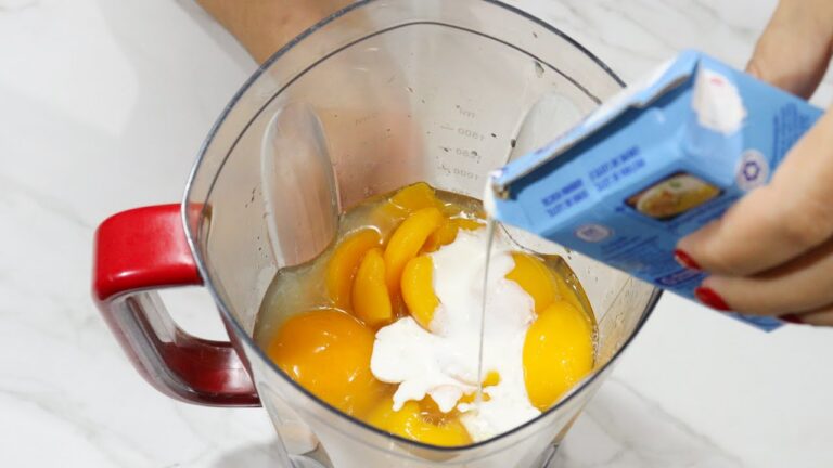 ESSA É A MELHOR MANEIRA DE COMER PÊSSEGO! O RESULTADO FICA INCRÍVEL! VAI TE SURPREENDER - MOUSSE