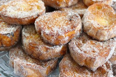 ESSA RABANADA PARECE ATÉ UM PUDINZINHO DE TÃO CREMOSA QUE FICA - MELHOR RECEITA DE RABANADA