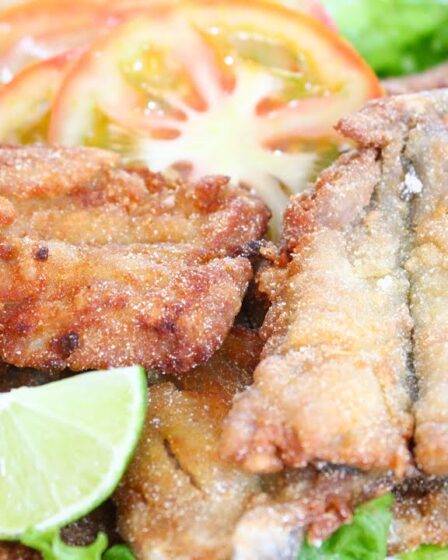 ESSE É O SEGREDO DO PEIXE FRITO SEQUINHO - APRENDA COMO FAZER SARDINHA FRITA SEQUINHA