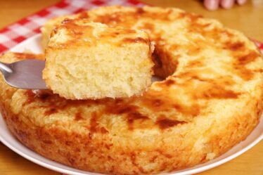 EU COMERIA ESSE BOLO TODOS OS DIAS! BOLO DE TAPIOCA COM QUEIJO SEM TRIGO