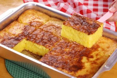 EU NUNCA IMAGINEI QUE UM BOLO PODERIA FICAR TÃO BOM ASSIM! BOLO MOÇA DE MILHO QUE VAI TE ENCANTAR