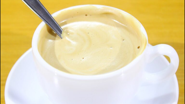 FAÇA ESSE CAFÉ CREMOSO PARA ESPANTAR O FRIOZINHO - FICA PRONTO EM 5 MINUTOS