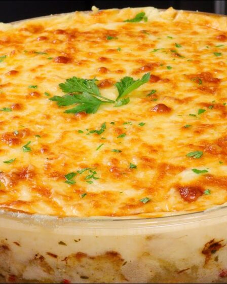 FILÉ DE PEIXE AO FORNO COM MOLHO BRANCO DE BATATAS MUITO CREMOSO E FÁCIL | RECEITA DE PEIXE AO FORNO