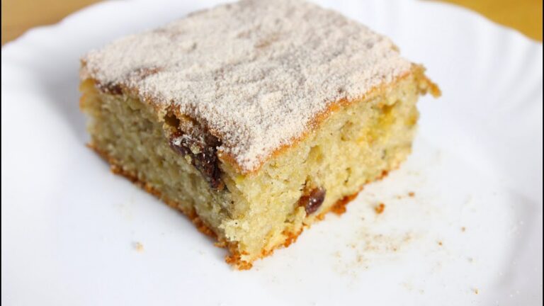FIZ UMA MISTURA MALUCA QUE DEU SUPER CERTO! ESSE BOLO FICA PERFEITO PARA O LANCHE!!