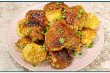 FRANGO ASSADO COM BATATAS SUCULENTO | Nandu Andrade