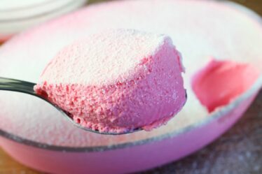 INCRÍVEL ESSA SOBREMESA DE GELADEIRA PRA DEIXAR TODO MUNDO BABANDO