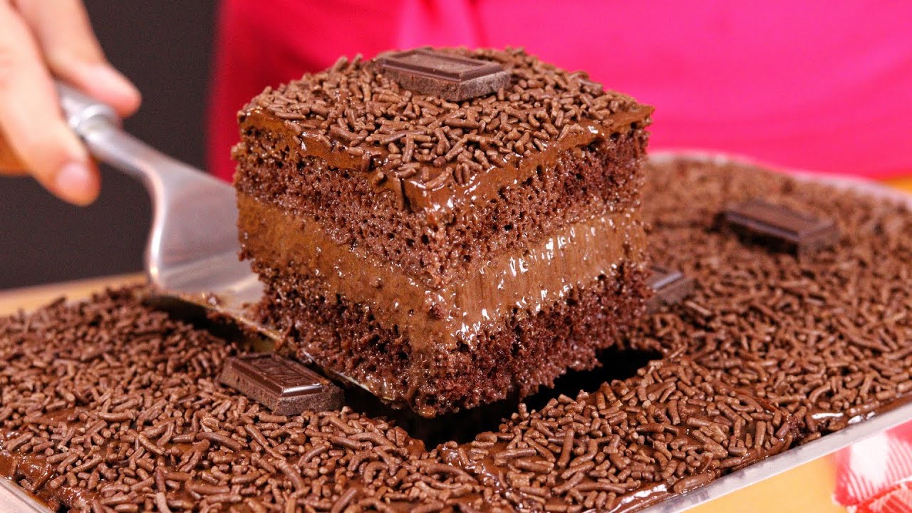 O BOLO DE CHOCOLATE QUE VAI ENTRAR NO SEU TOP 1! MASSA E RECHEIO E RECHEIO TUDO NO LIQUIDIFICADOR