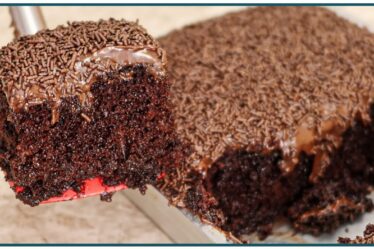 O MELHOR BOLO DE CHOCOLATE FÁCIL E RÁPIDO | Nandu Andrade