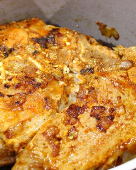 PAGUEI 12,00 NO KILO DESSA CARNE - PERNIL DOURADO NA CEBOLA - RECEITA FÁCIL PARA O SEU DIA A DIA