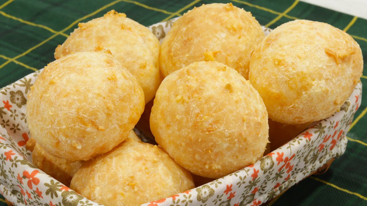 Pão de queijo de MASSA MOLE - Receita perfeita para o lanche