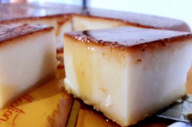 PUDIM DE PADARIA - Esse pudim NÃO VAI leite condensado e fica INCRIVELMENTE DELICIOSO