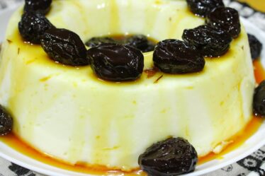 QUANDO EU FAÇO ESSE MANJAR TODOS ME PEDEM A RECEITA! É UMA VERDADEIRA DELÍCIA E FICA MUITO CREMOSO