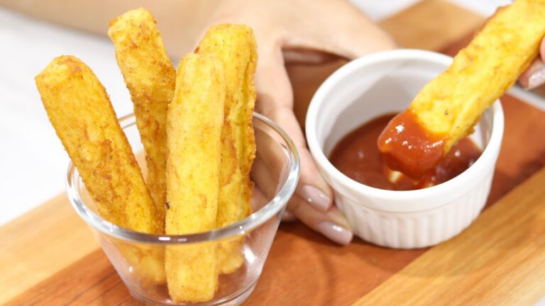 QUEIJO ASSIM É MUITO BOM! PREPAREI ESSE LANCHINHO EM POUCOS MINUTOS E TODOS FICARAM PEDINDO MAIS!