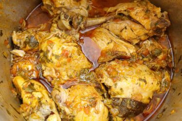 RECEITA DE FRANGO COZIDO NA PANELA DE PRESSÃO | FRANGO GUISADO