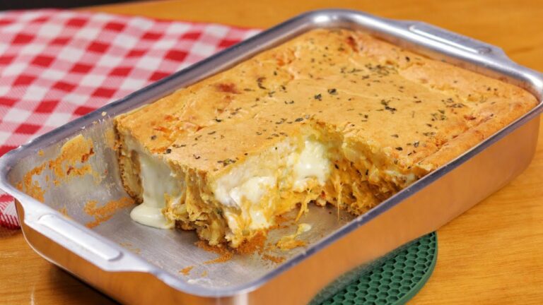SEM COMPLICAÇÃO! TORTA DE FRANGO CREMOSA COM MASSA LEVÍSSIMA - VOCÊ PRECISA EXPERIMENTAR