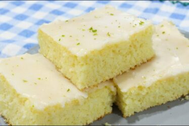 SEM LEITE! SEM AÇÚCAR DE CONFEITEIRO! BOLO DE LIMÃO COM COBERTURA SEQUINHA!