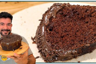 SEM LIQUIDIFICADOR E SEM BATEDEIRA! BOLO DE CHOCOLATE FOFINHO | Nandu Andrade