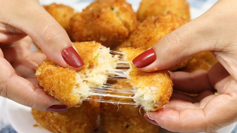 SOBROU ARROZ AI? Você não vai querer ficar sem esse BOLINHO DE ARROZ aí na sua casa - Fácil e rápido