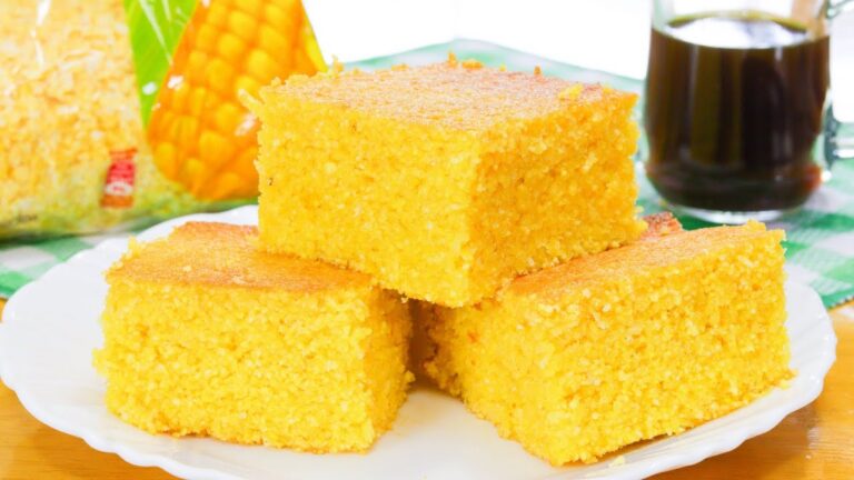 SURPREENDA-SE! BOLO DE FLOCÃO DE MILHO SEM TRIGO, MACIO E FOFINHO COMO VOCÊ NUNCA VIU ANTES!