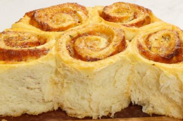 SURPREENDA SEU PALADAR com um LANCHE FÁCIL! Massa econômica que você prepara com POUCOS INGREDIENTES