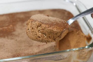 VEJÁ O QUÊ EU COLOQUEI NESSA MOUSSE PARA FICAR TÃO DIFERENTE-COMO FAZER MOUSSE DE CHOCOLATE PERFEITA